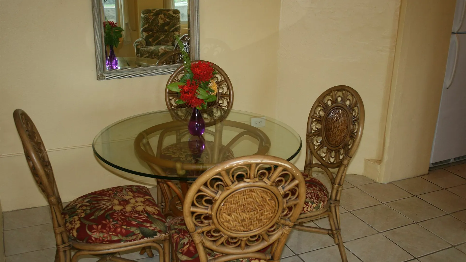 Hotel On The Cay Christiansted 3*,