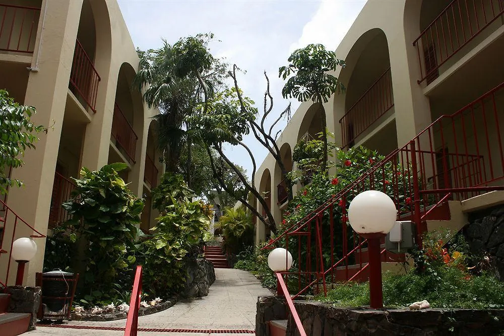 Hotel On The Cay Christiansted 3*,